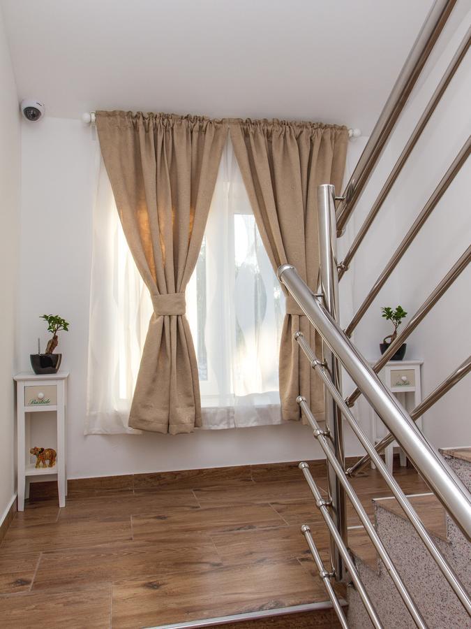 Guesthouse Dubai Загреб Экстерьер фото