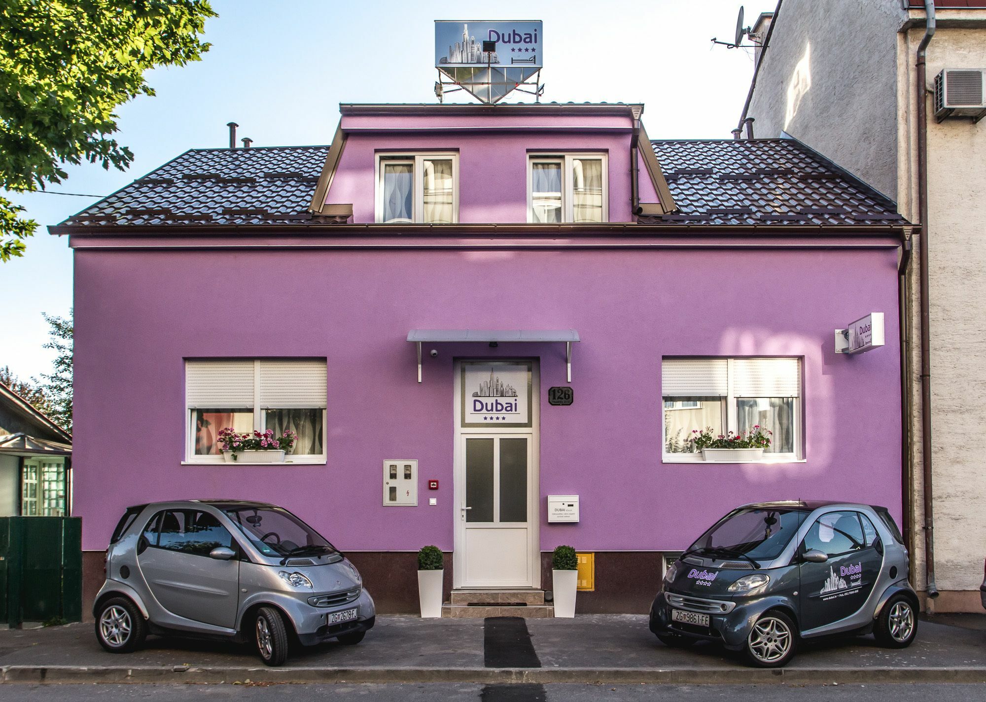 Guesthouse Dubai Загреб Экстерьер фото